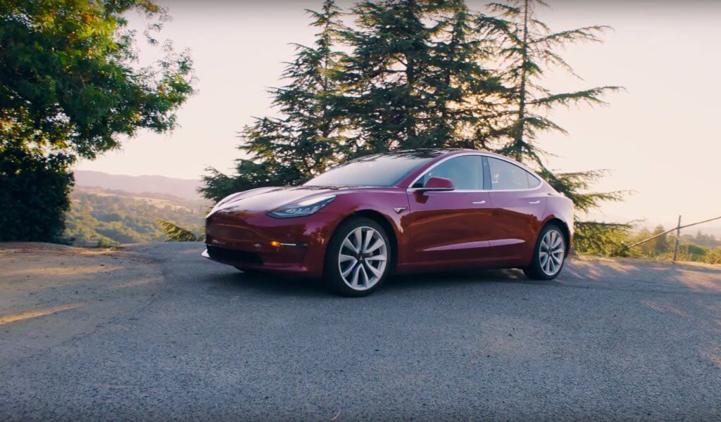Tesla Model 3: Vermutete Schlüsselkarte nun bestätigt 