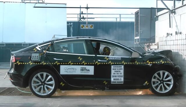 Tesla-Model-3-Crashtest-Videos