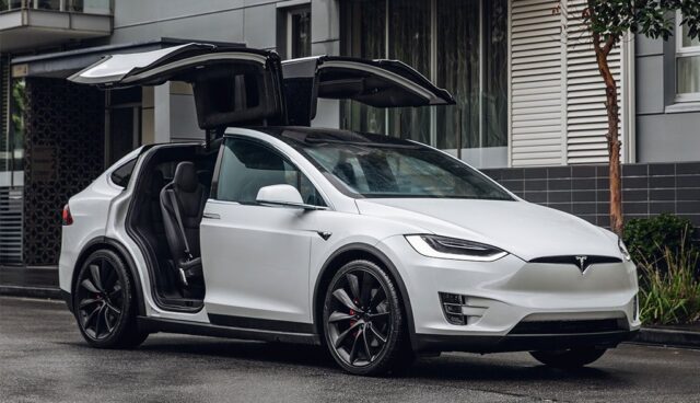 Tesla-Model-X