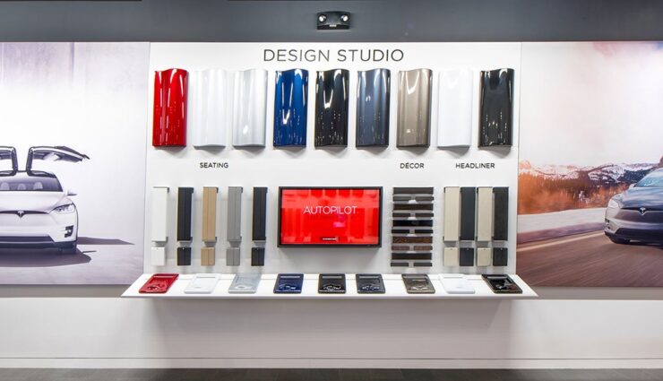 Tesla-Store-Design-Studio