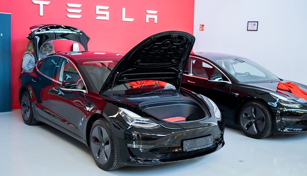 Tesla Model 3 Deutschland-9