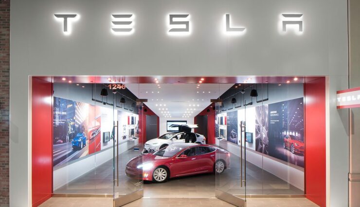 Tesla-Store