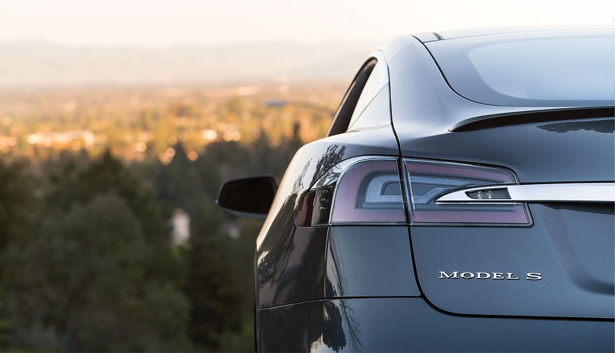 [Bild: Tesla-Model-S-Kilometerrekord.jpg]