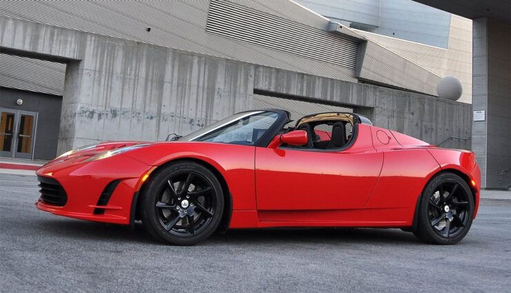 Tesla-Roadster-Werkstatt-Seattle-USA