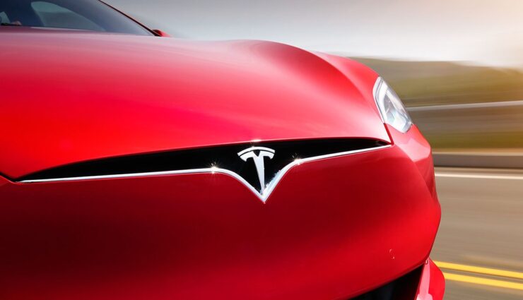 Tesla-Model-S-Taycan
