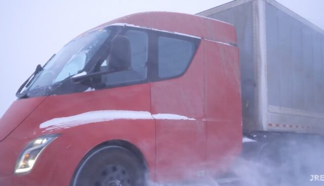 tesla semi alaska rot