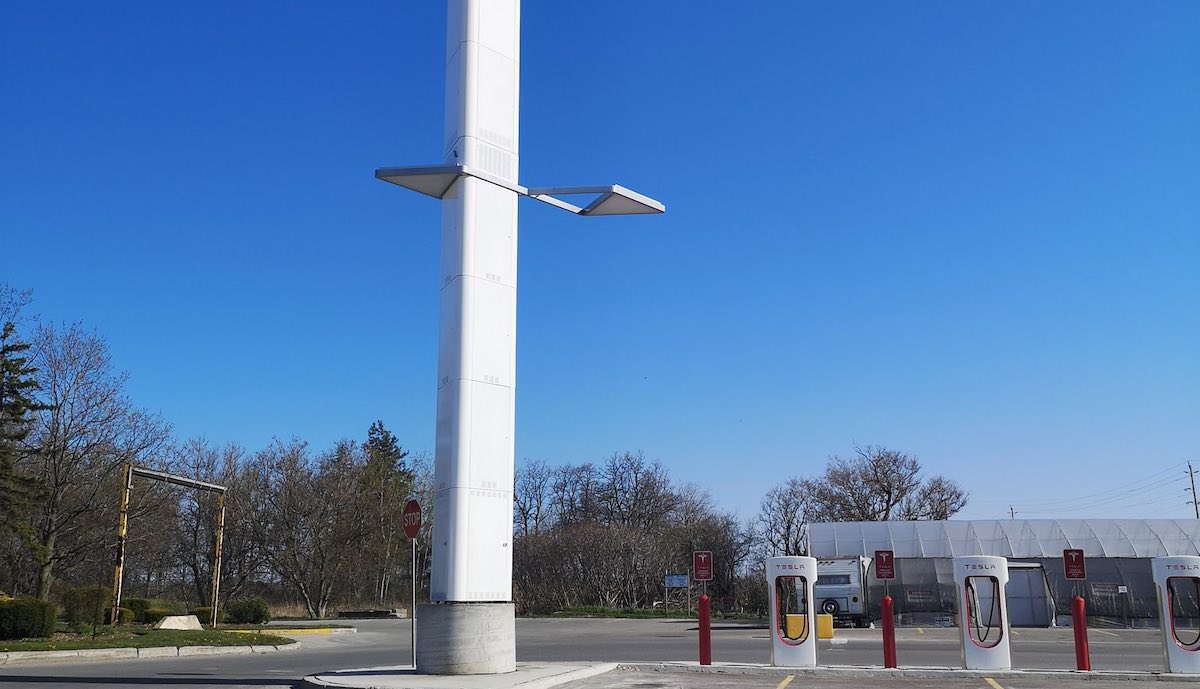 Puzzling tower on new Tesla supercharger> teslamag.de Archyde