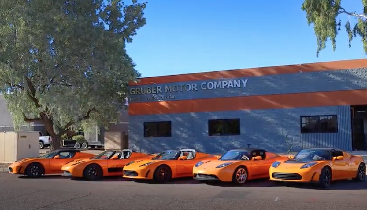 tesla roadster orange treffen gruber