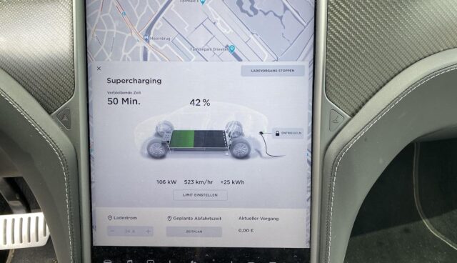 tesla model-x v3 supercharger rijkswijg laden