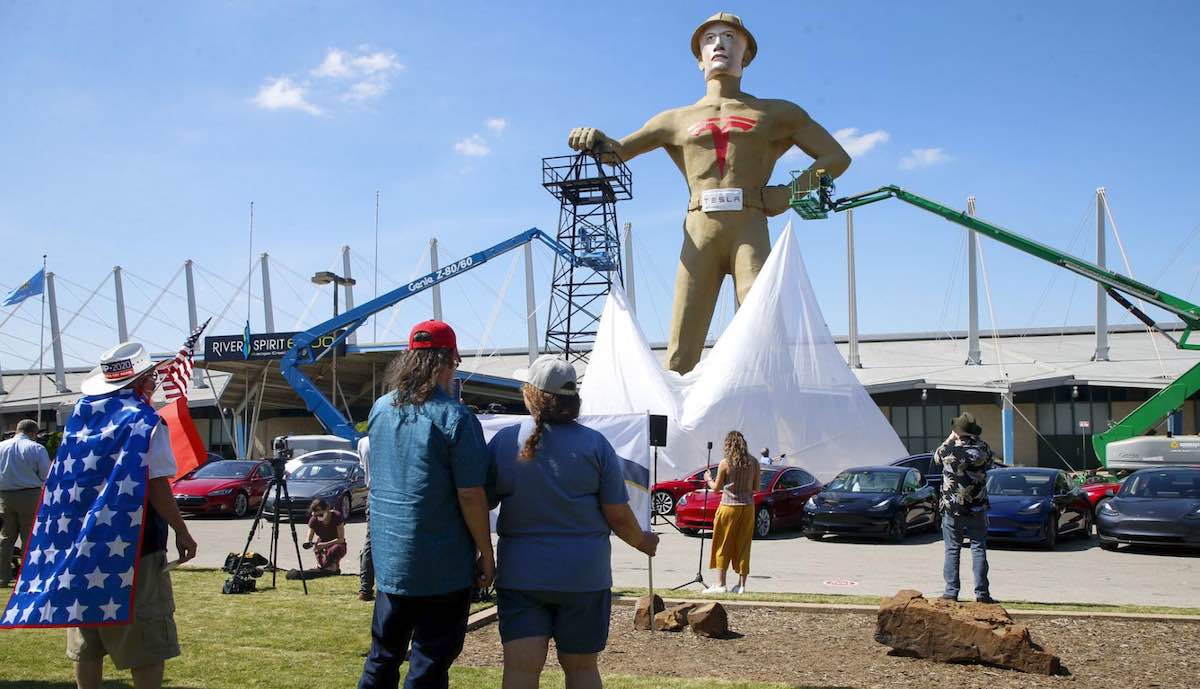 tulsa golden driller tesla logo