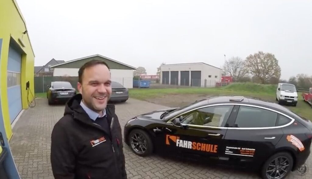 tesla model-3 fahrschule bad schwartau