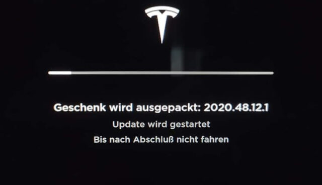 tesla update weihnachten 2020