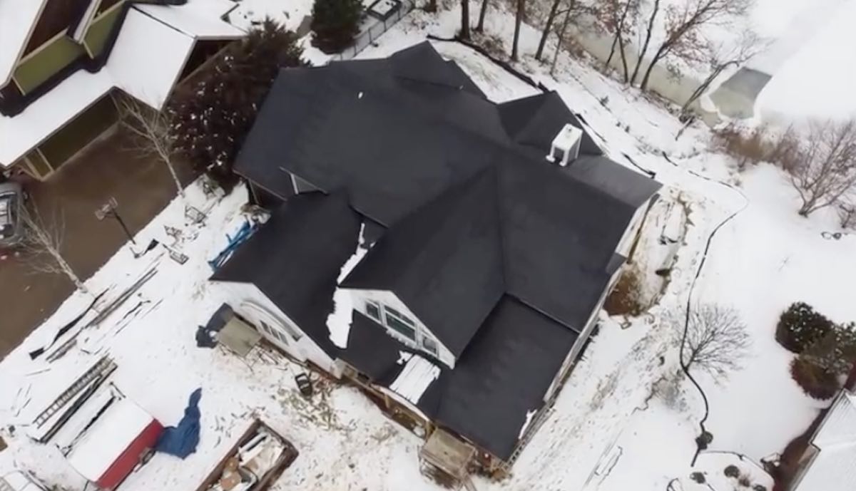 Musk Tesla Solar Roof 21 In Europa Weist Schnee Ab Teslamag De