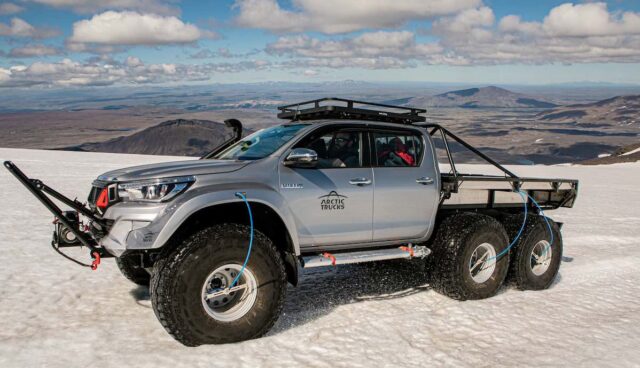 arctic trucks arktis expedition