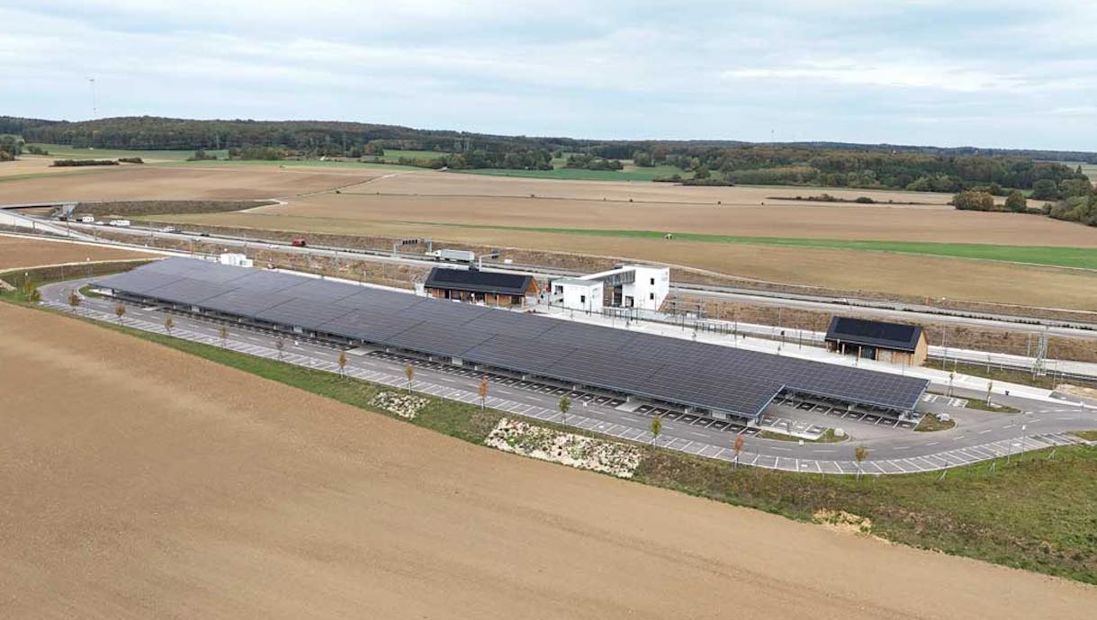 elektroauto ladepark bahnhof merklingen solar