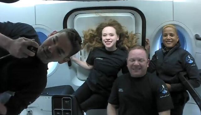 spacex dragon innen inspiration4 mission