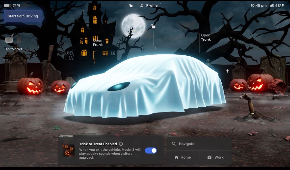 tesla bildschirm halloween modus