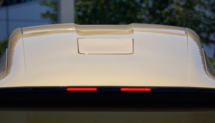 tesla cybercab heck starlink integriert
