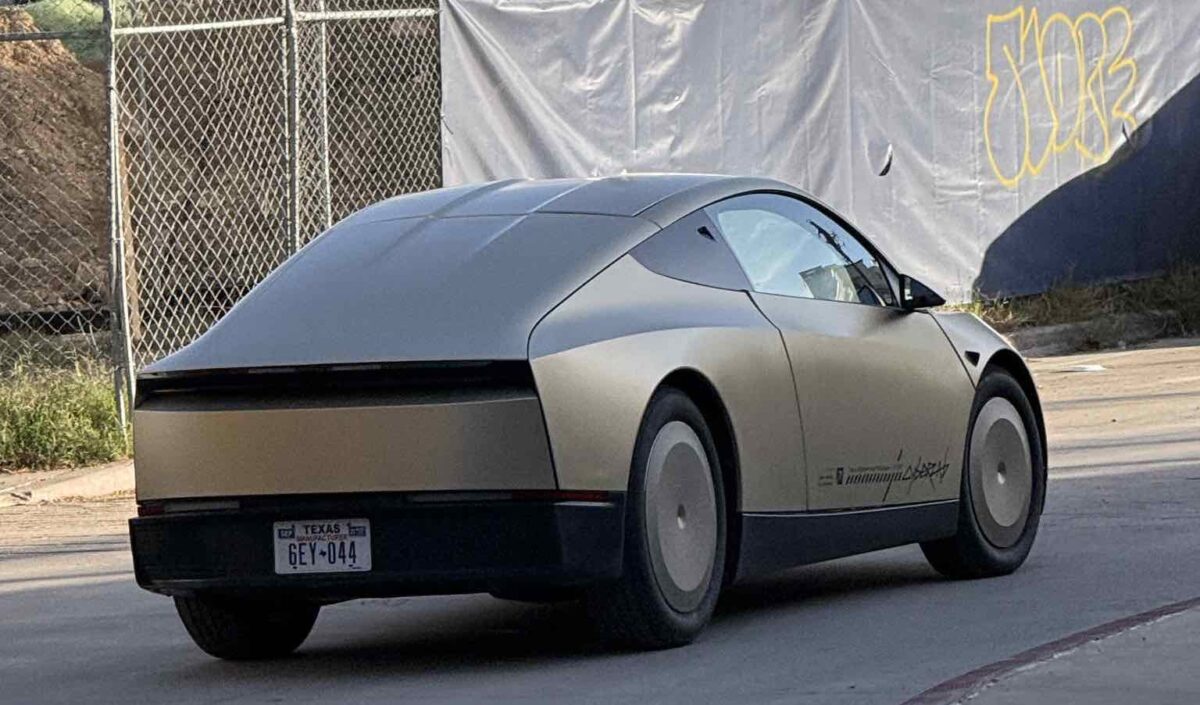 tesla cybercab strasse austin