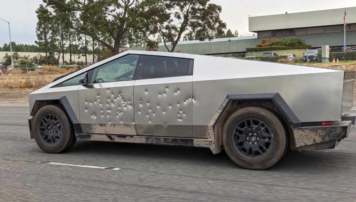 tesla cybertruck einschuss loecher