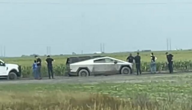 tesla cybertruck feld texas