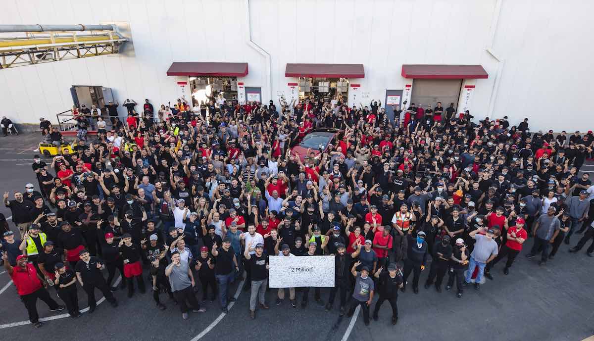 tesla fremont produktion 2 millionen jubel