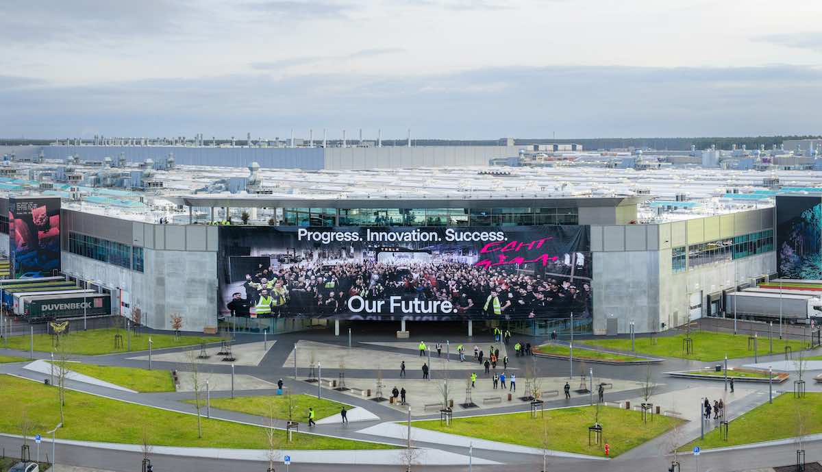 tesla gigafactory berlin front banner
