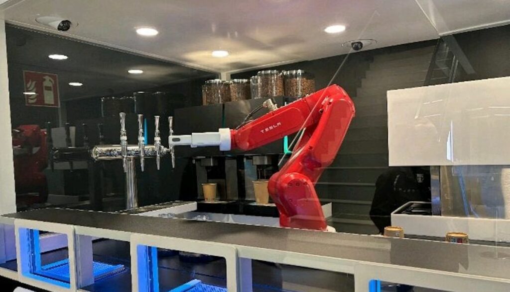 tesla gigafactory berlin lobby roboter getraenke