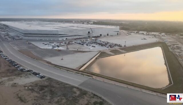 tesla gigafactory texas sueden luft sep22