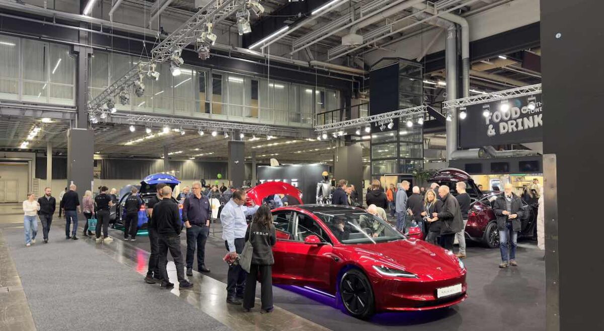 tesla gothenburg center innen @welletoraptus