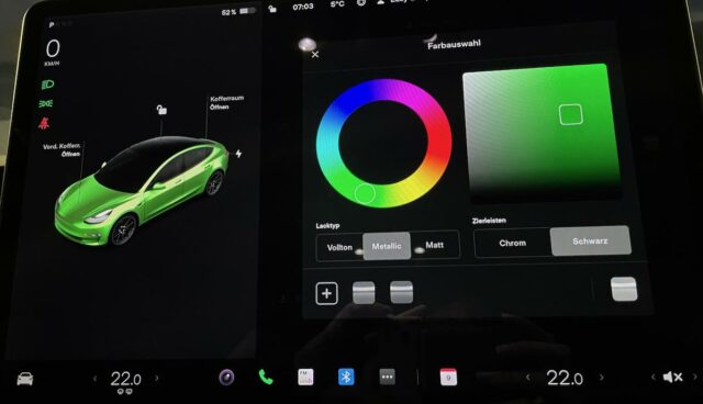 tesla model-3 bildschirm colorizer