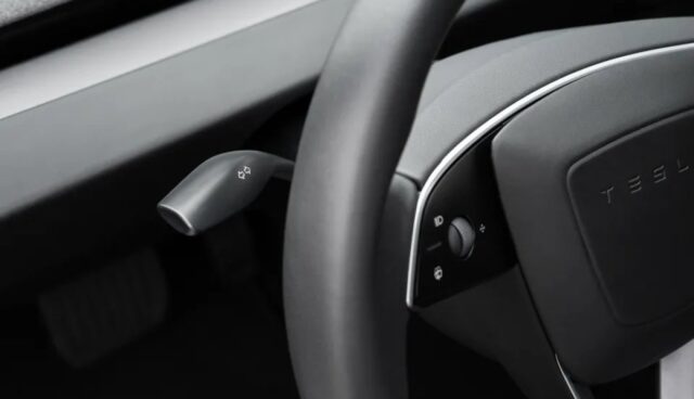 tesla model-3 blinker hebel aug25