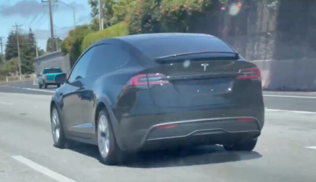 tesla model-x refresh yoke test