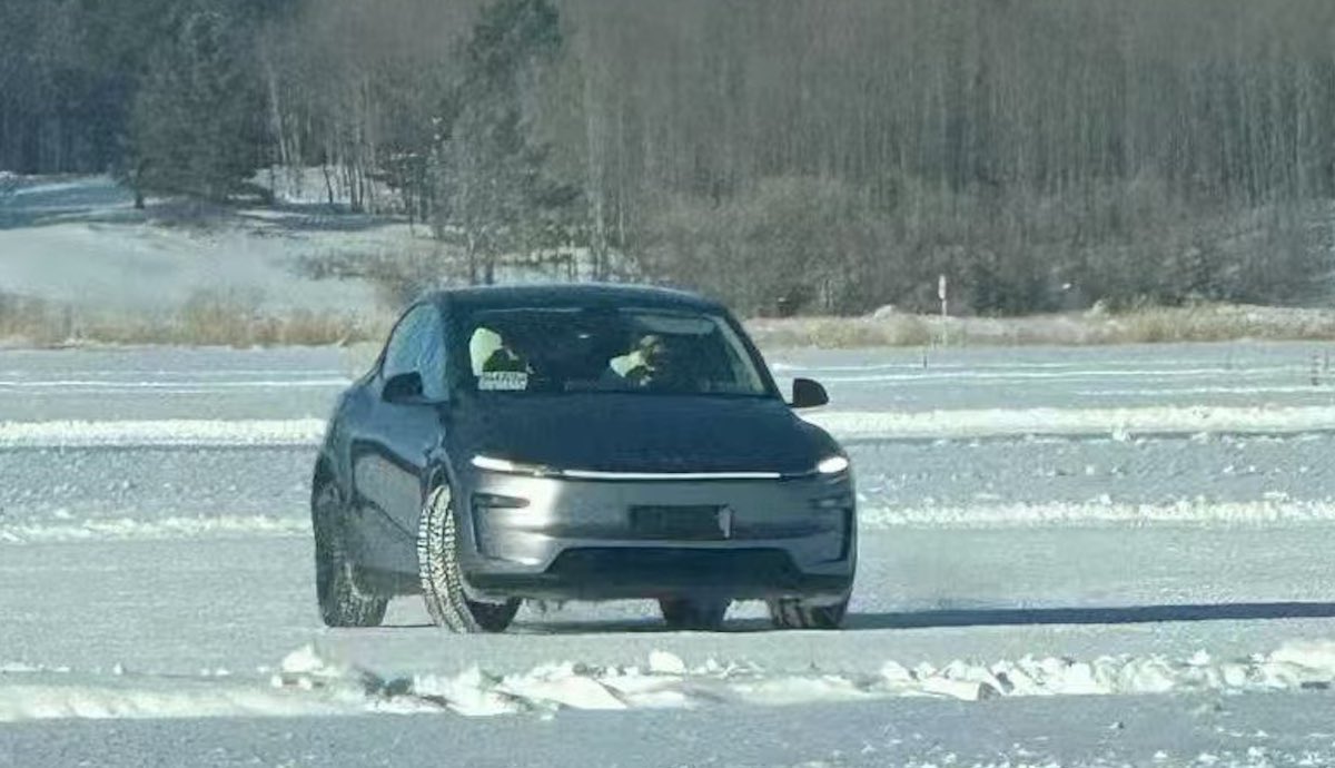 tesla model-y juniper opal schnee test