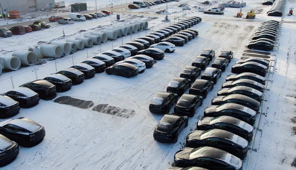 tesla model-y reihe gigafactory berlin