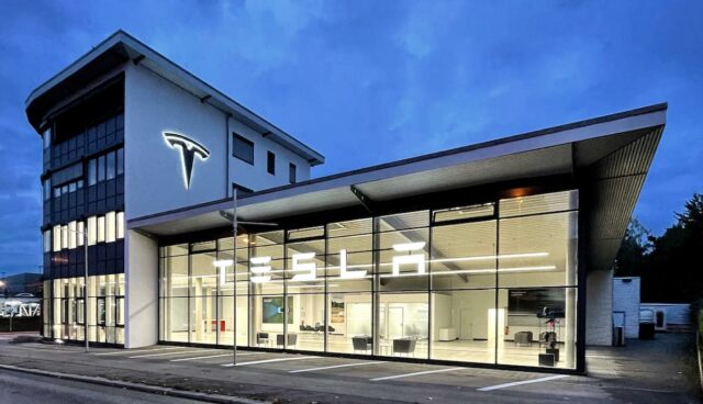 tesla niederlassung heilbronn aussen