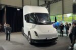 tesla semi iaa transport 2024 vorn