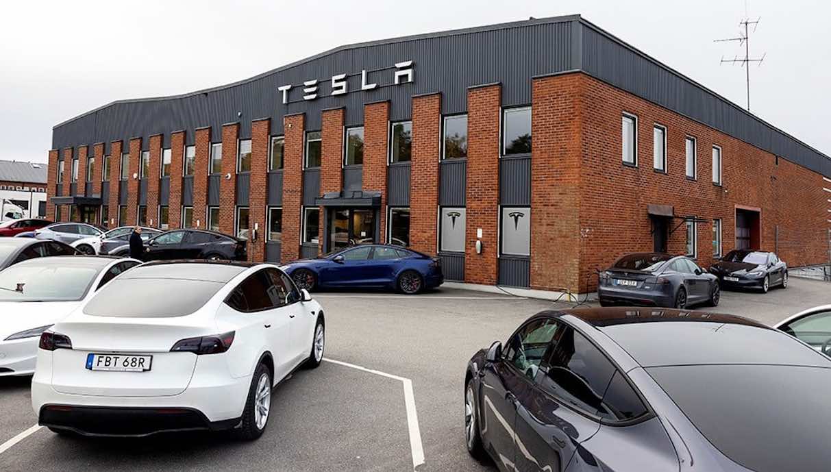 tesla service center schweden if metall streik