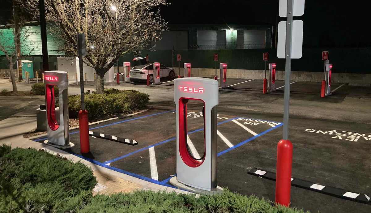 tesla supercharger oakhurst