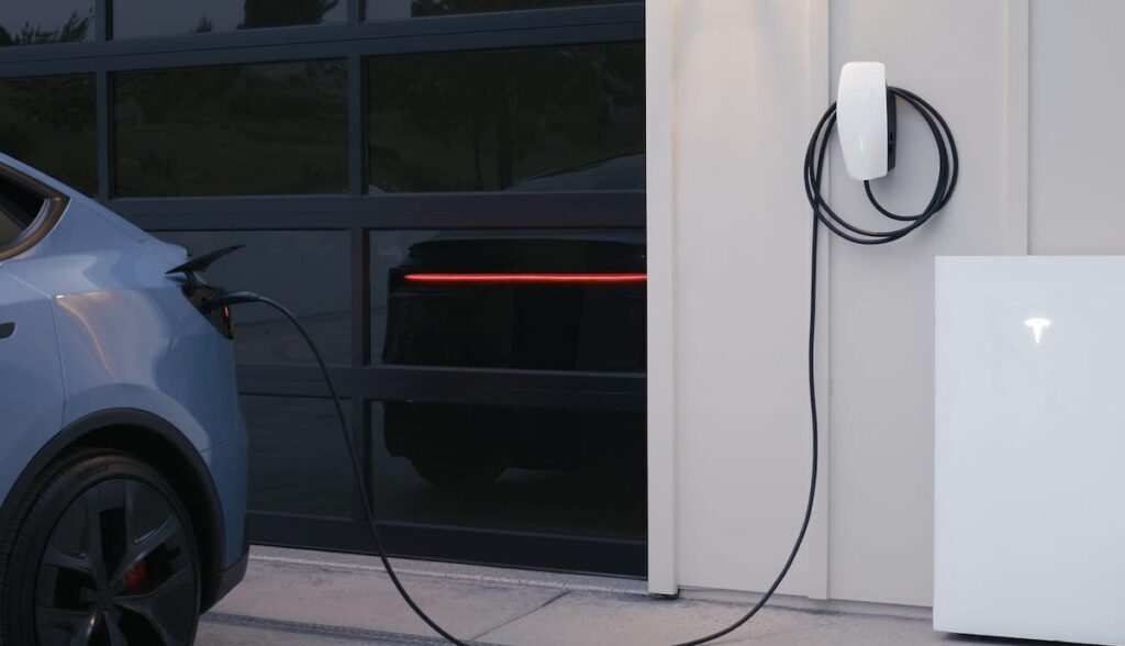 tesla v2h powerwall wall connector model-y