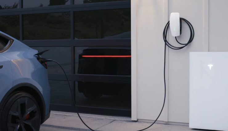 tesla v2h powerwall wall connector model-y